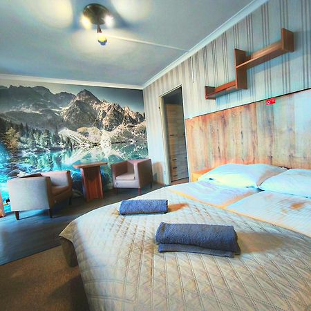 Pokoje Goscinne I Apartamenty Krupowki 19 Zakopane Exterior foto