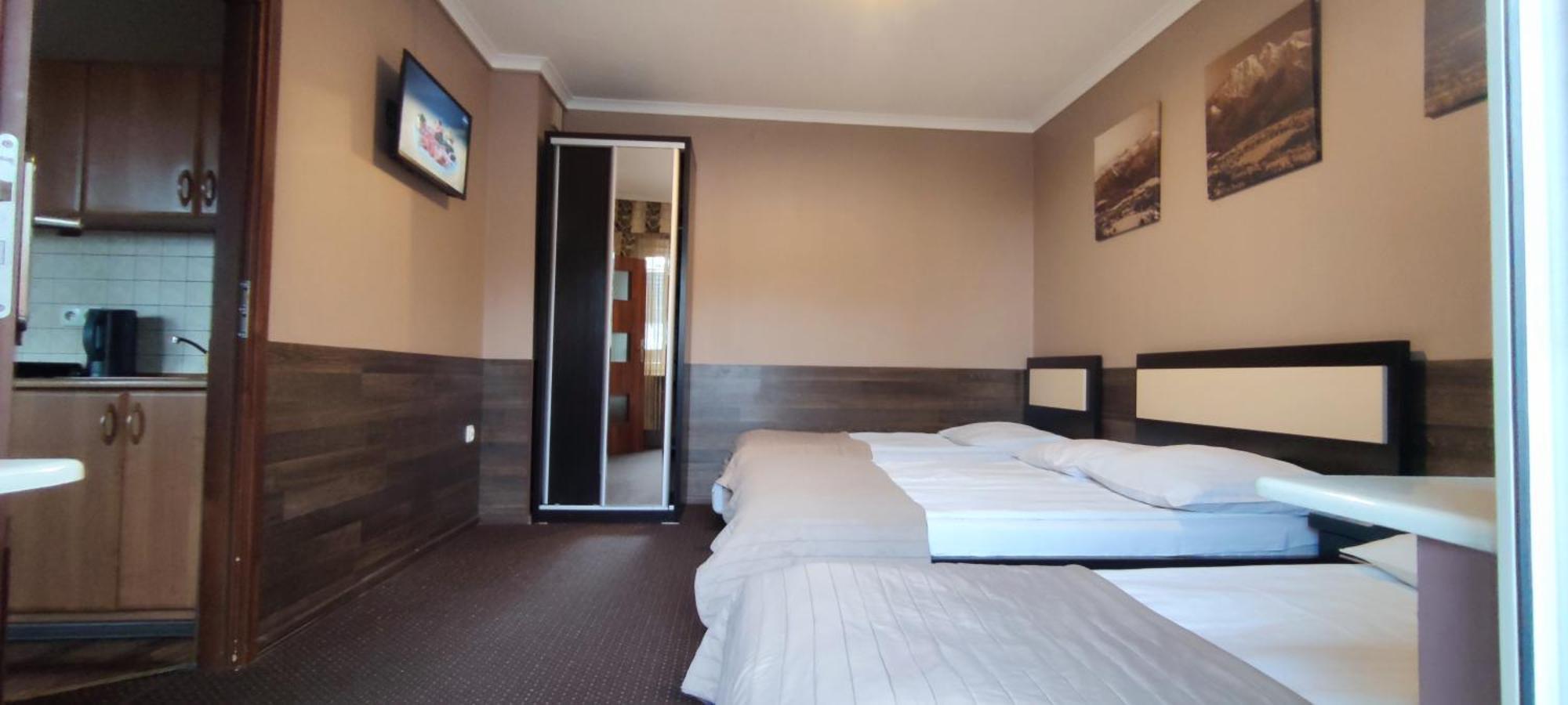 Pokoje Goscinne I Apartamenty Krupowki 19 Zakopane Exterior foto